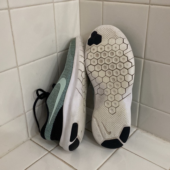Nike Flex Experience RN 7 - Picture 2 of 6